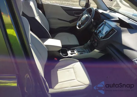 2022 Subaru Forester z USA, uszkodzony, nr VIN JF2SKACC5NH441955